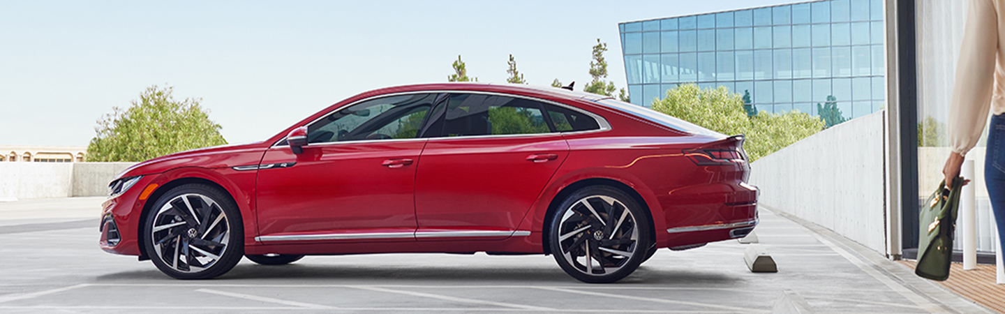 2023 Volkswagen Arteon Specs and Features slide2 