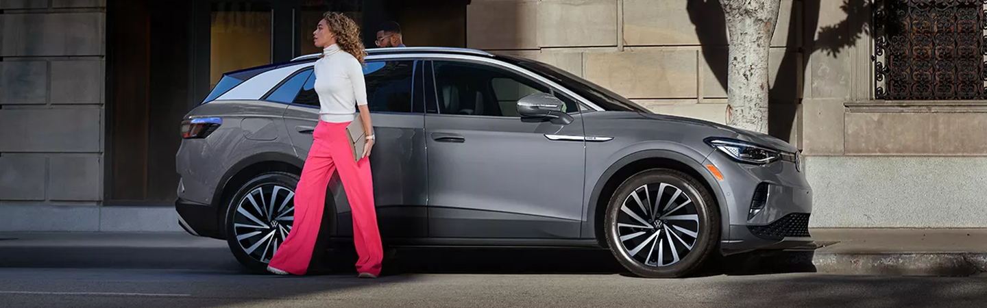 2024 Volkswagen ID 4 Range grey color side view