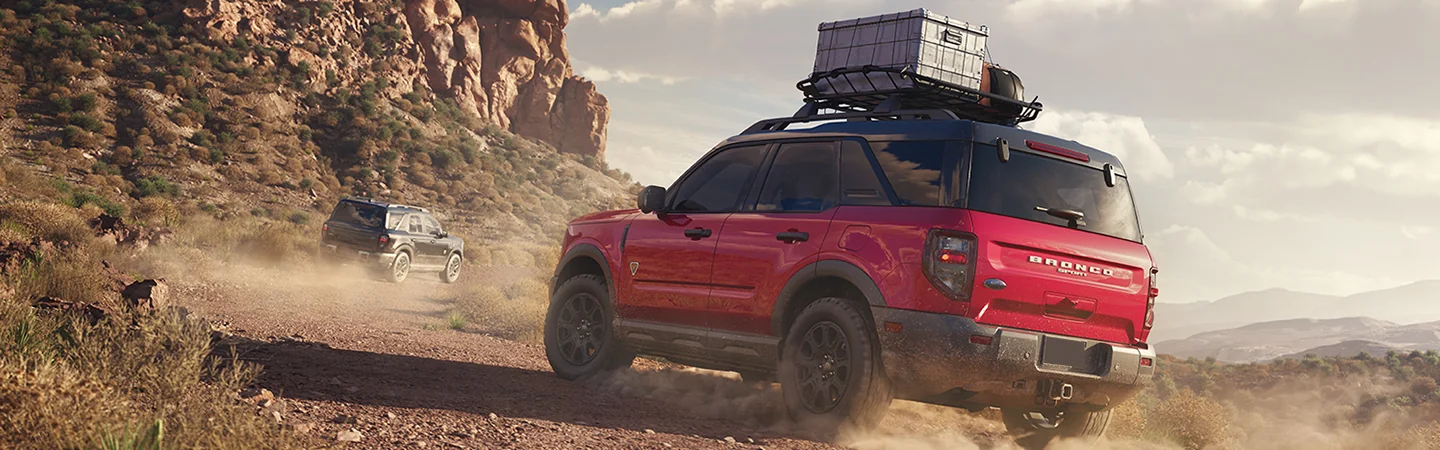 2 2025 Ford Bronco Base offroad
