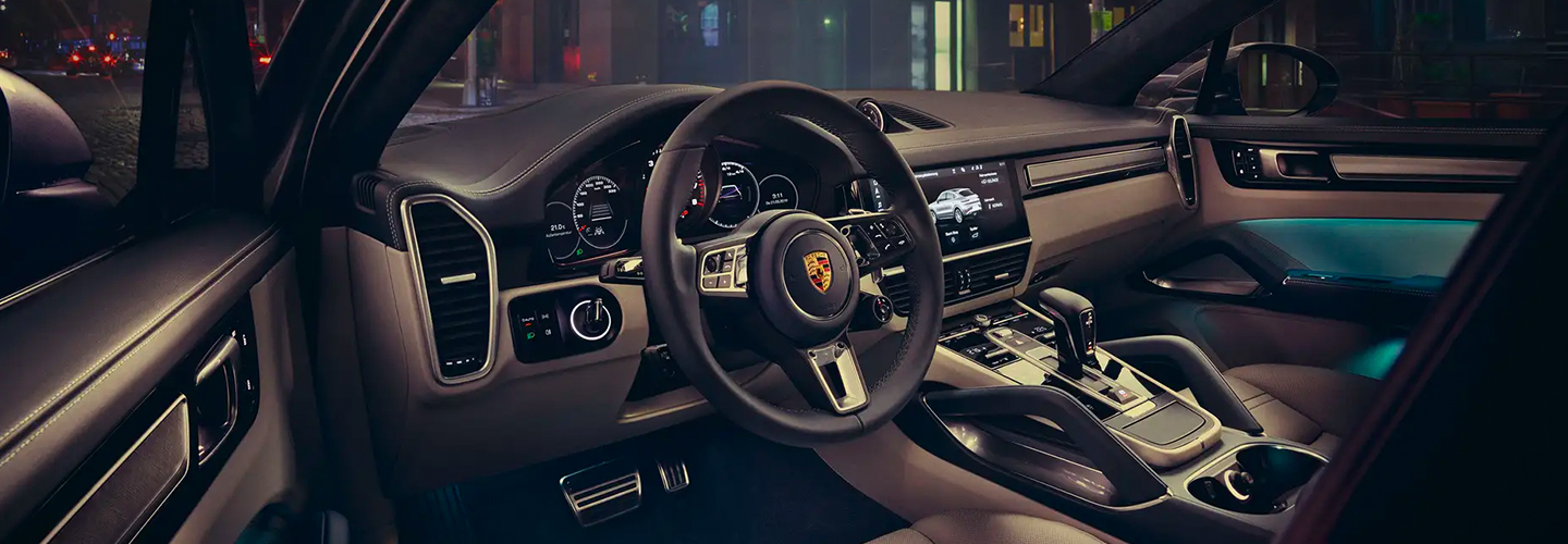 2021 Porsche Cayenne Interior