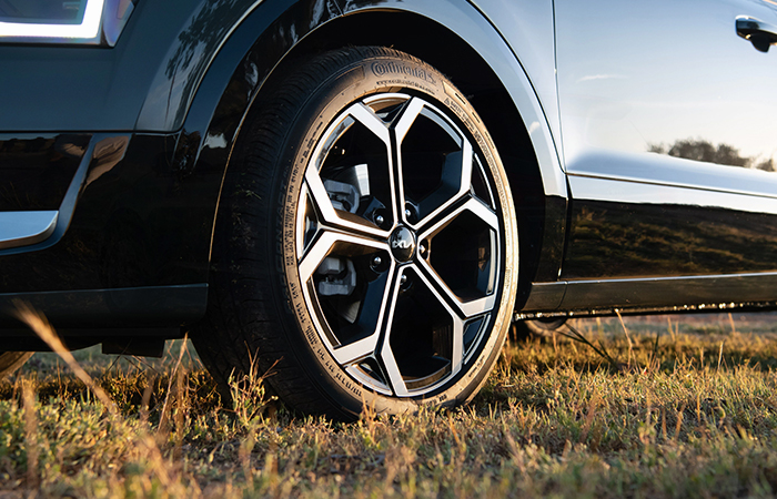 2023 Kia Niro exteriorsmall-2