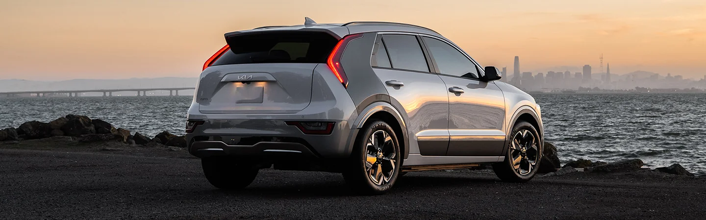 2025 Kia Niro EV gray side view