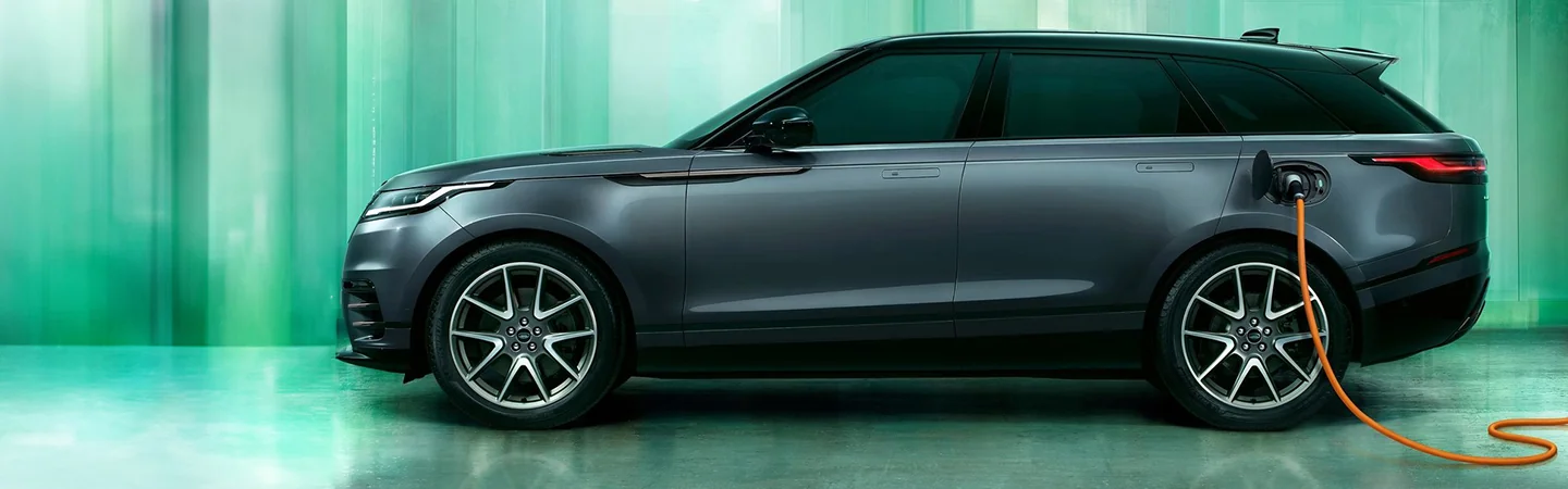 2024 Range Rover Velar Specs silvercolor sideview