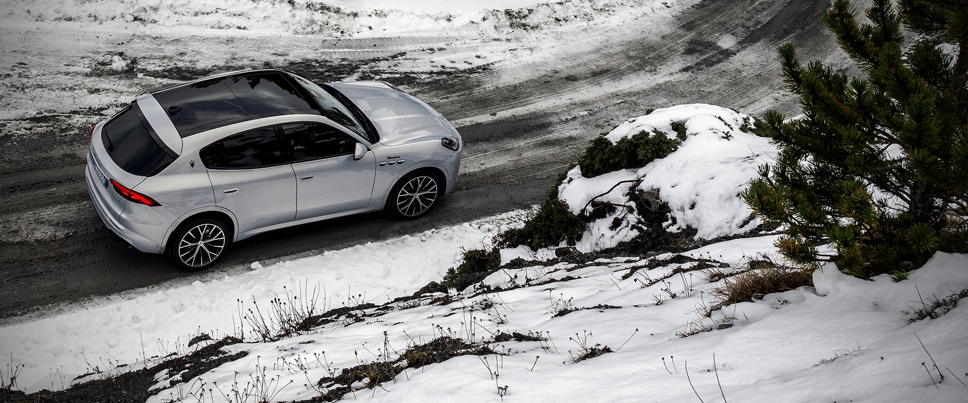 snowy path 2025 Maserati Grecale Modena