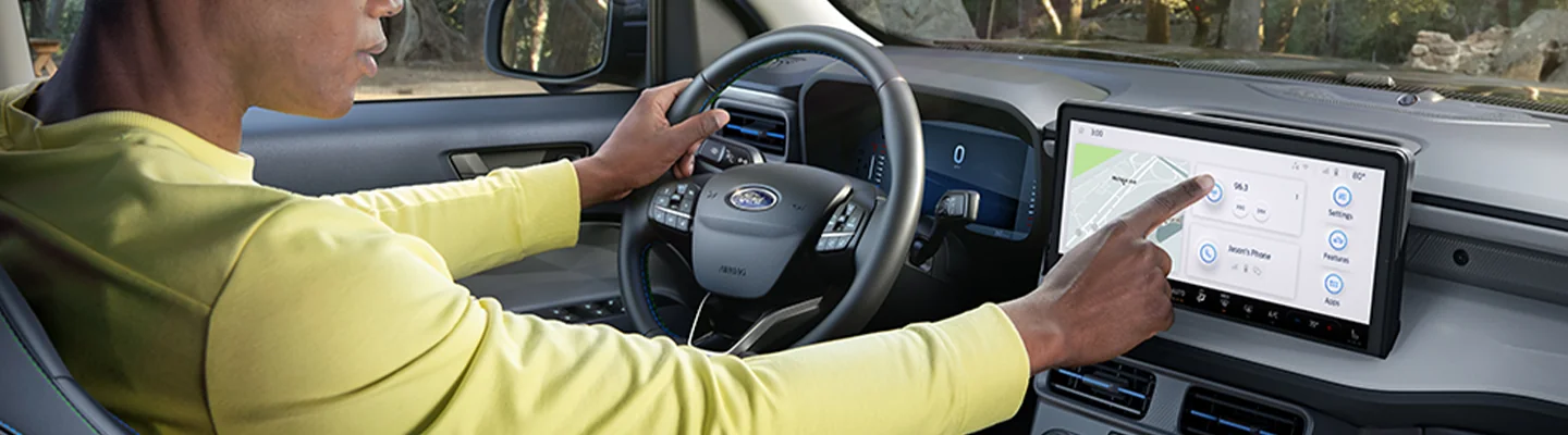 Impressive New Hybrid Features Inside the 2025 Ford Maverick