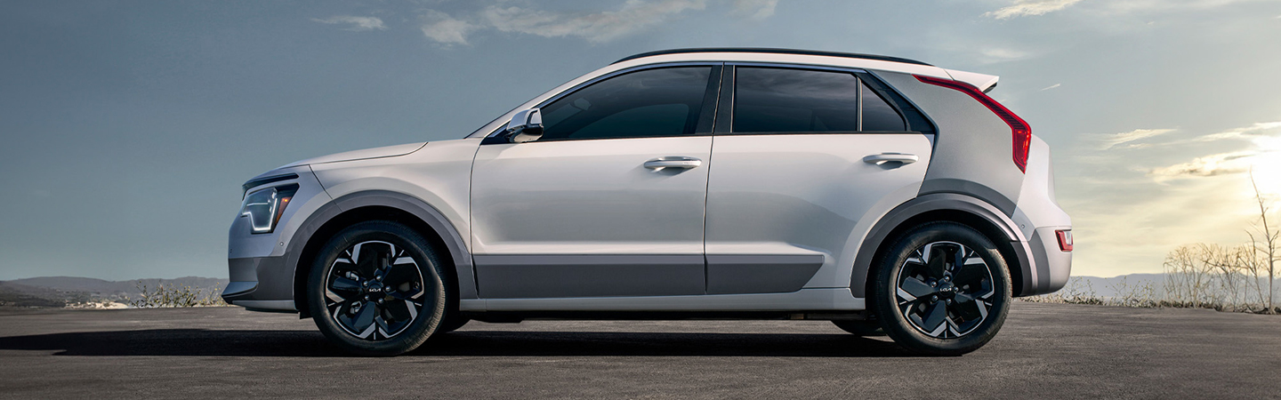 2024 Kia Niro EV Range white color side view