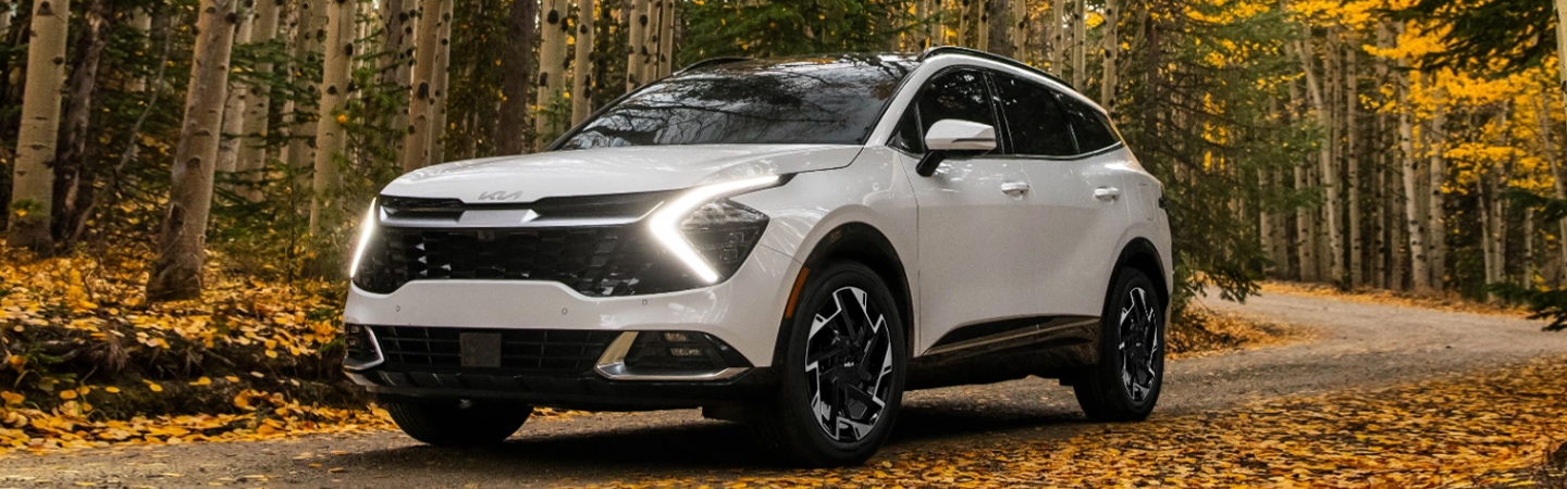 2024 Kia Sportage Specs white color front view