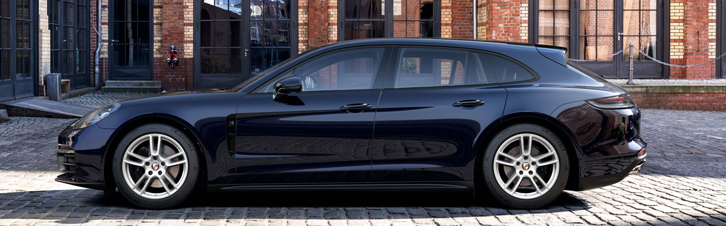 2022 Porsche Panamera in Tallahassee Sldie1