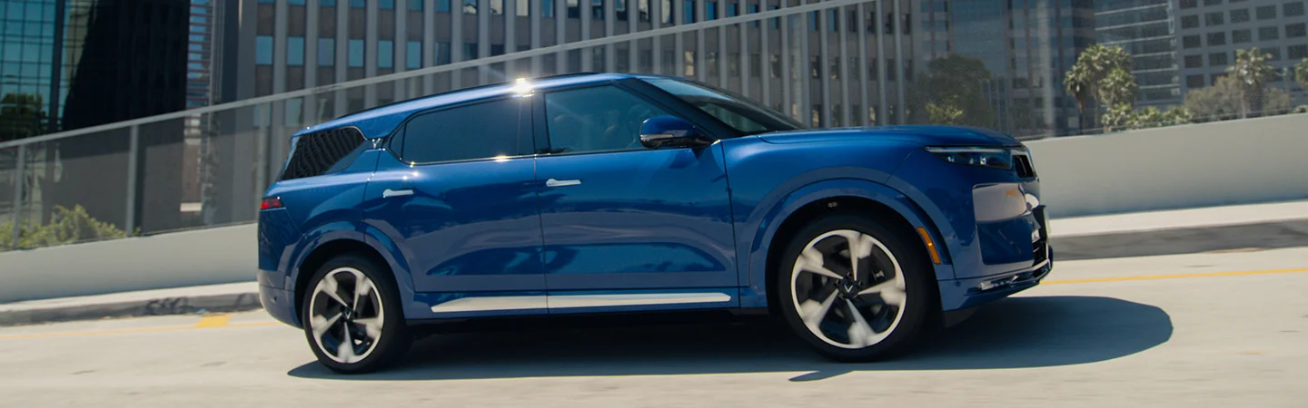 blue 2025 VinFast VF 9 Eco