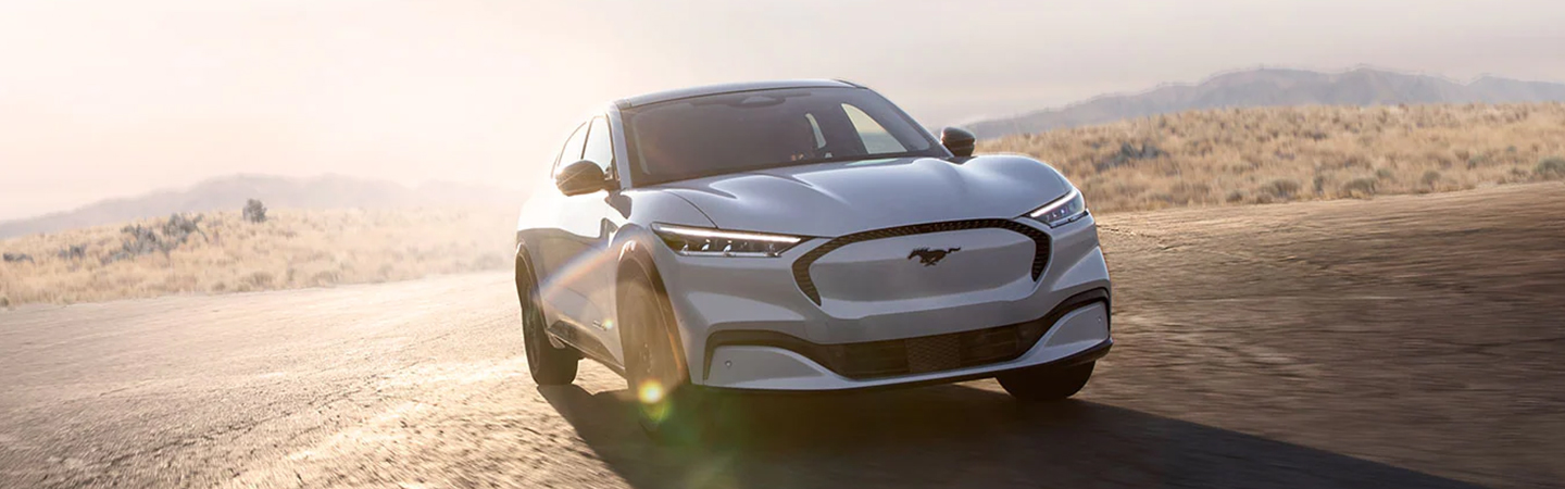 2022 Ford Mustang Specs & Features Slide2