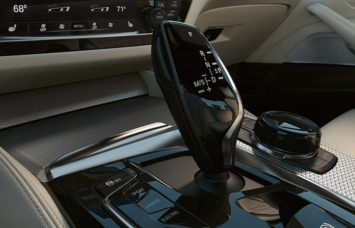 2023 BMW 540i interiorsmall-1
