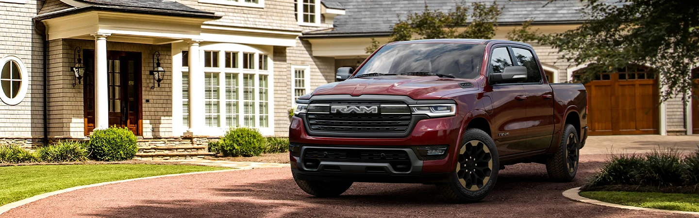 2025 RAM 1500 vs Ford F-150 color red and front view