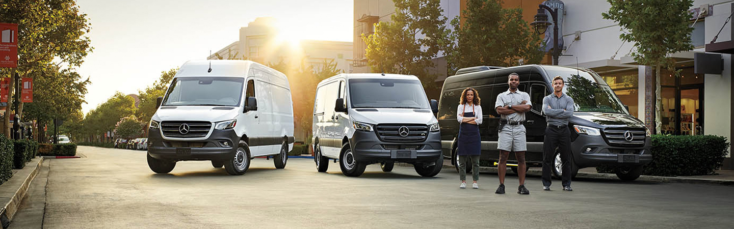 2023 Mercedes-Benz Passenger Van  slider3