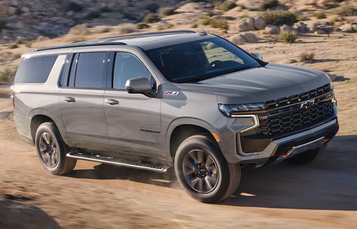 2023 Chevrolet Suburban exteriorsmall-1 