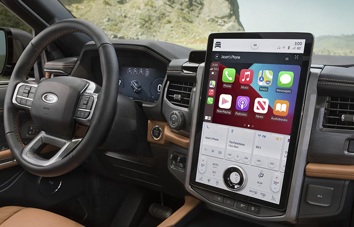 2023 Ford Expedition interiorsmall-2