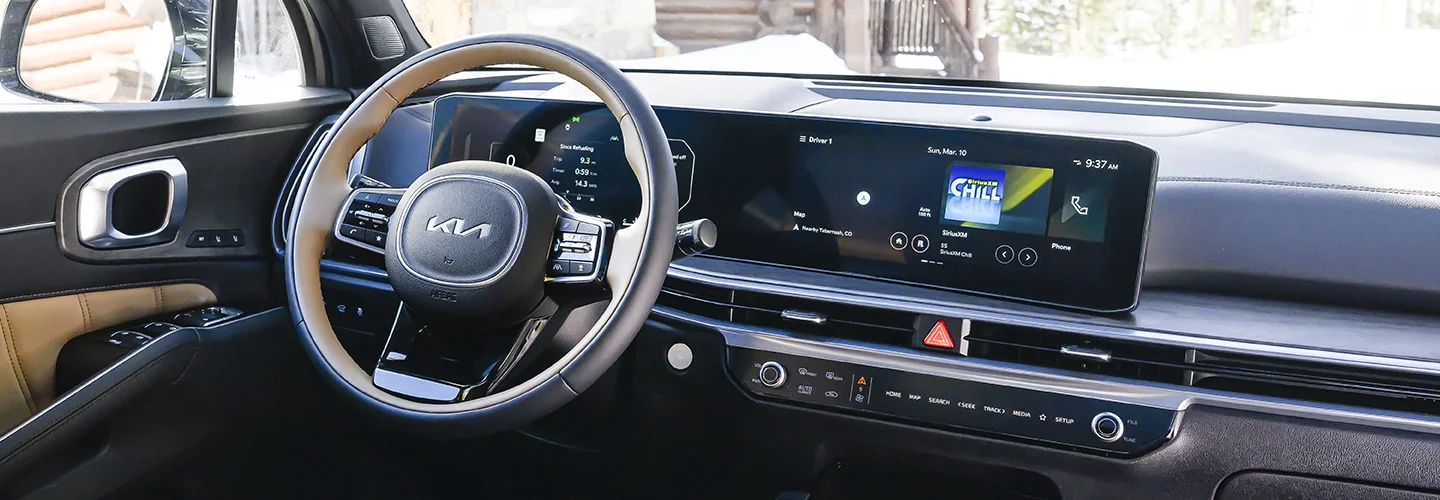 Interior view of the dashboard and tech of a 2025 Kia Sorento