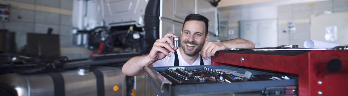 Buying INFINITI OEM parts online with ease in Milwaukee, Wisconsin 