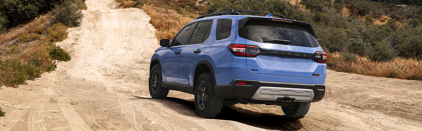 2023 Honda Pilot Interior  slide3