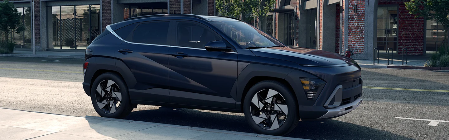 2025 Honda HR-V vs Hyundai Kona bluecolor sideview