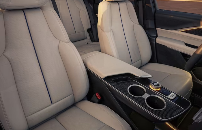 2023 Cadillac SUV Lineup interiorsmall-2