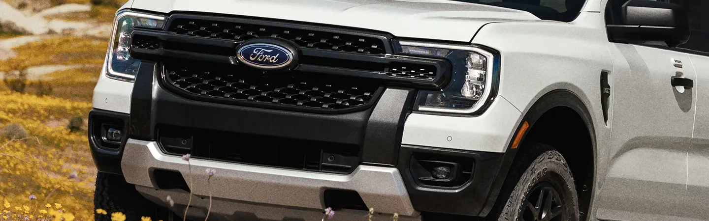 2024 Ford Ranger vs Chevy Colorado orangecolor backview