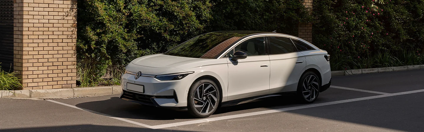 2025 Volkswagen ID.7 Interior whitecolor frontview