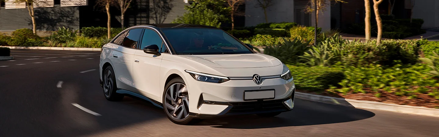 2025 Volkswagen ID.7 Interior whitecolor frontview