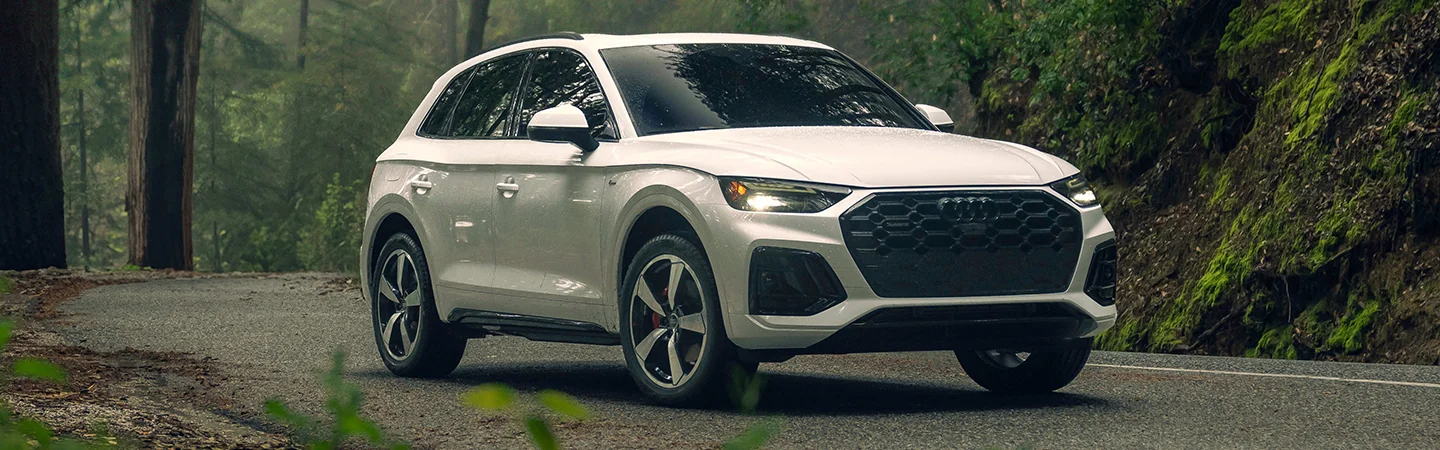 white 2024 Range Rover Evoque