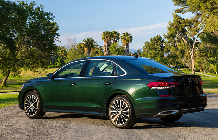 2022 Volkswagen Passat Exterior2