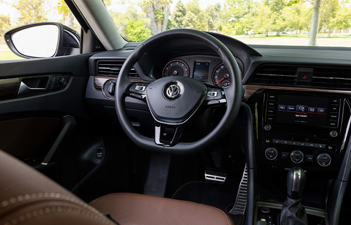 2022 Volkswagen Passat Interior1