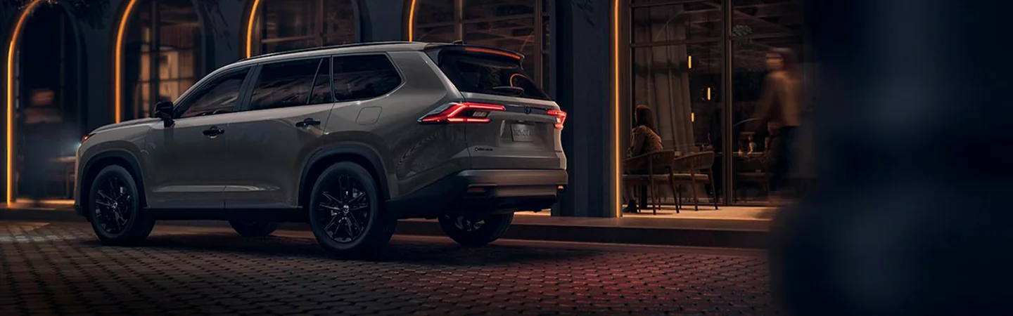 2025 Toyota Grand Highlander Sliver color car outside restraint road