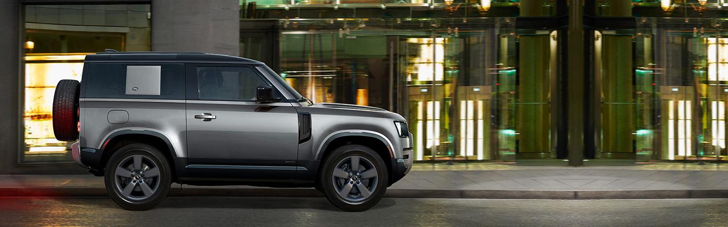 2022 Land Rover Defender in Motion