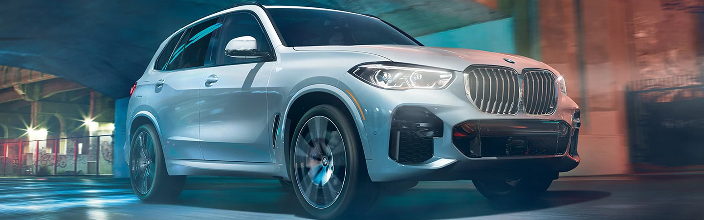 2022 BMW X5 Slide3