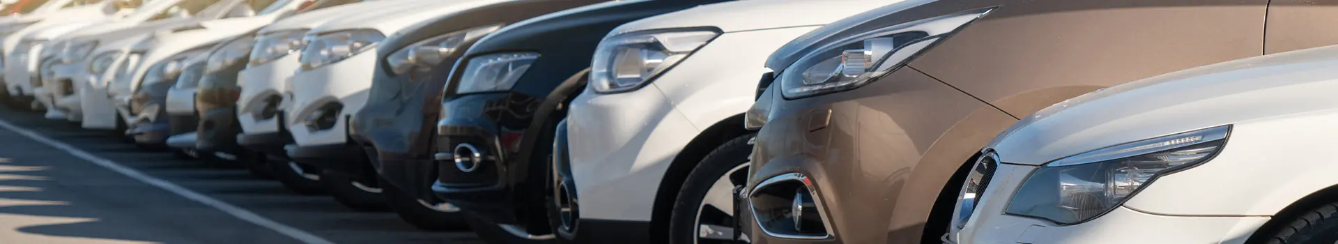 Close up of the lights of a Line up of cars in a row