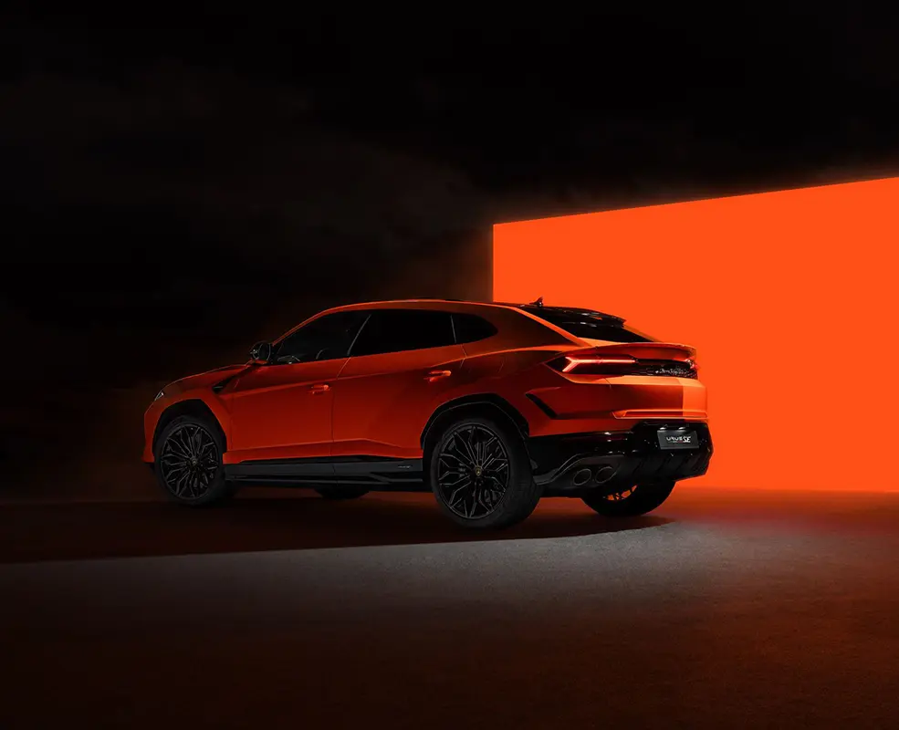 Lamborghini Urus exterior