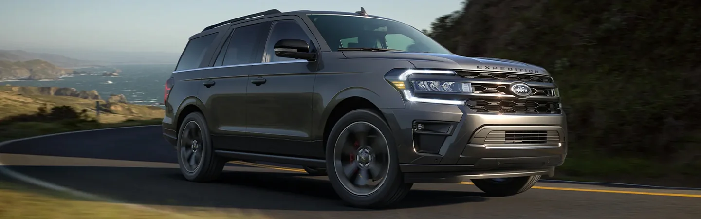 2024 Ford Expedition Specs silvercolor frontview