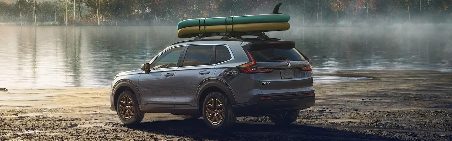 2024 Honda HR-V vs Honda CR-V back side silver