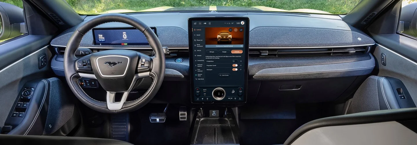 2024 Ford Mustang Mach-E Range interiorimage