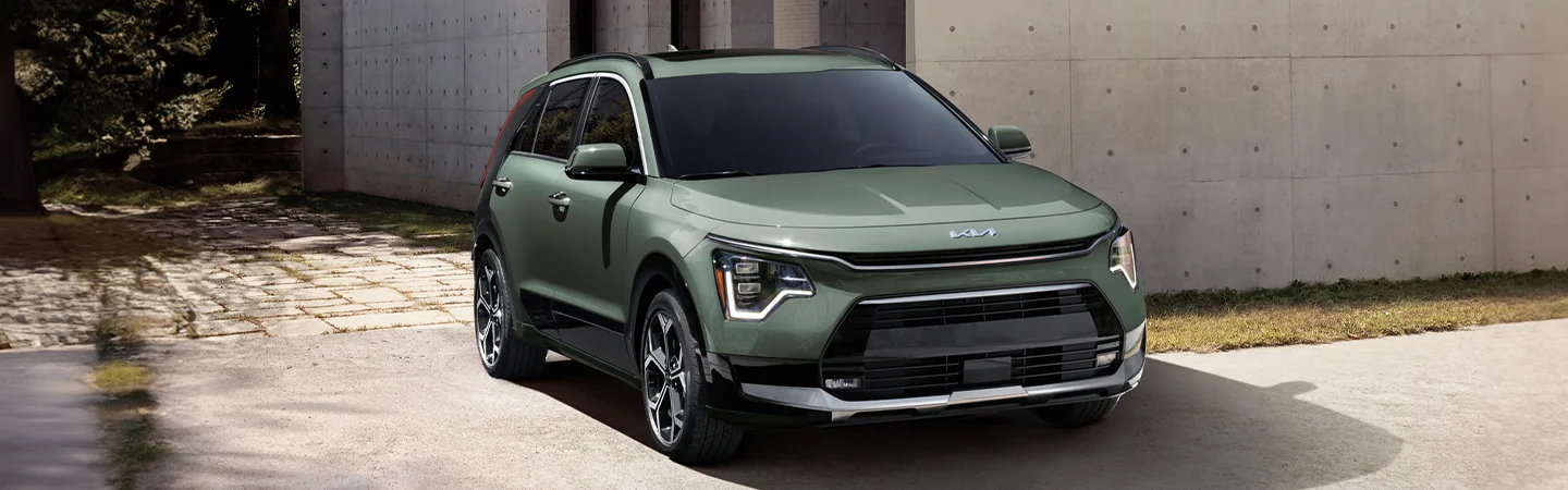 2024 Kia Niro Hybrid Specs front side in green