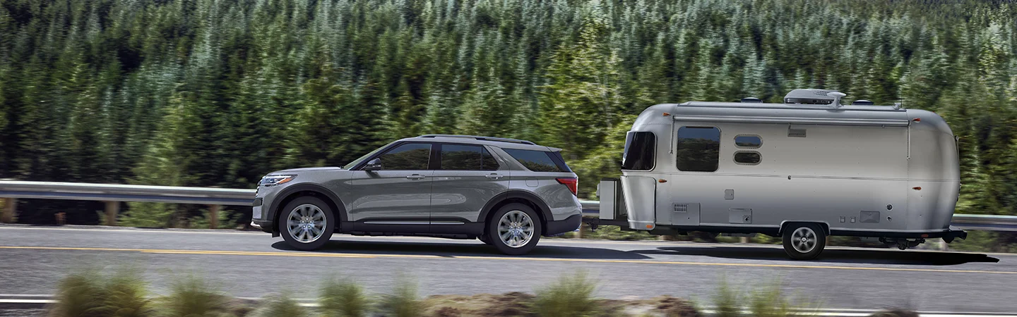 2025 Ford Explorer towing camper