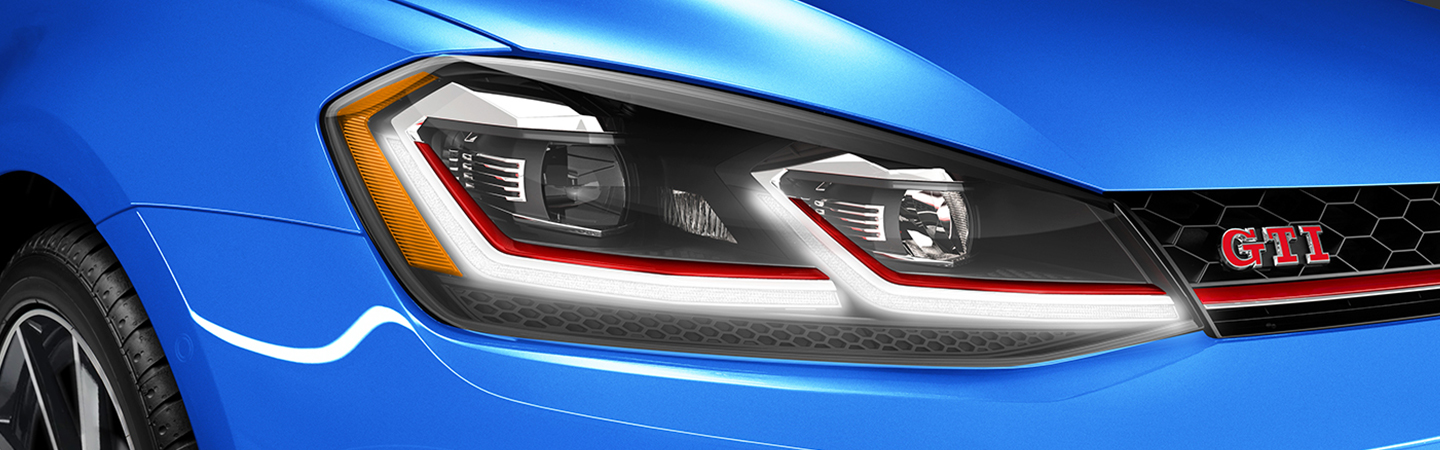 The Legendary 2021 VW Golf GTI Slide4