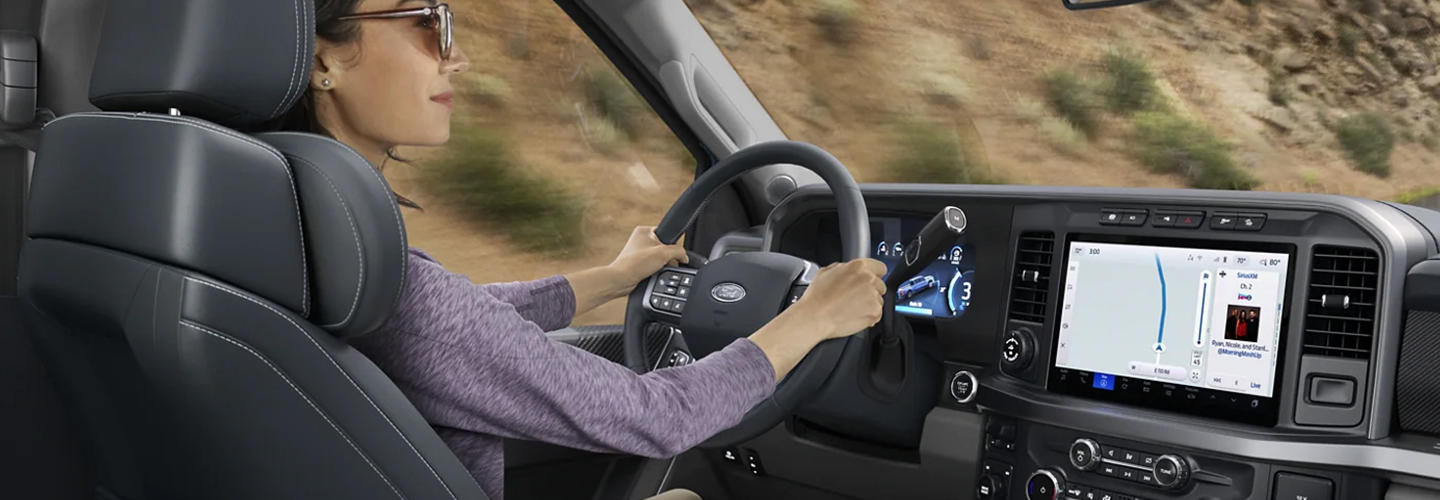 2023 Ford Super Duty interior image