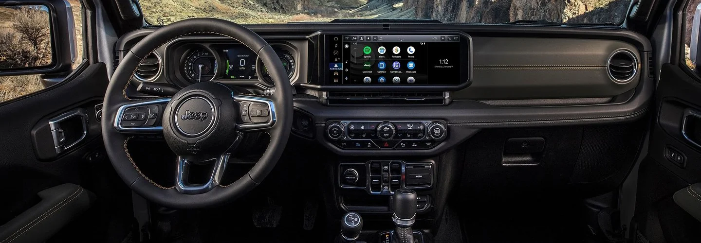 2024 Jeep Wrangler 4xe Range interiorimage
