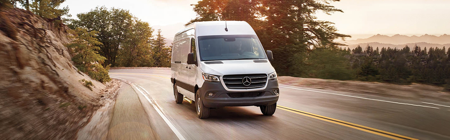 2021 Mercedes-Benz Sprinter Slide1