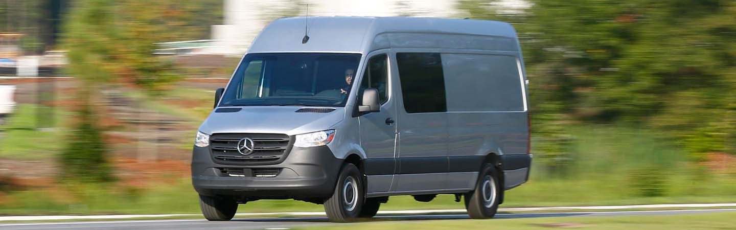 2021 Mercedes-Benz Sprinter Slide4