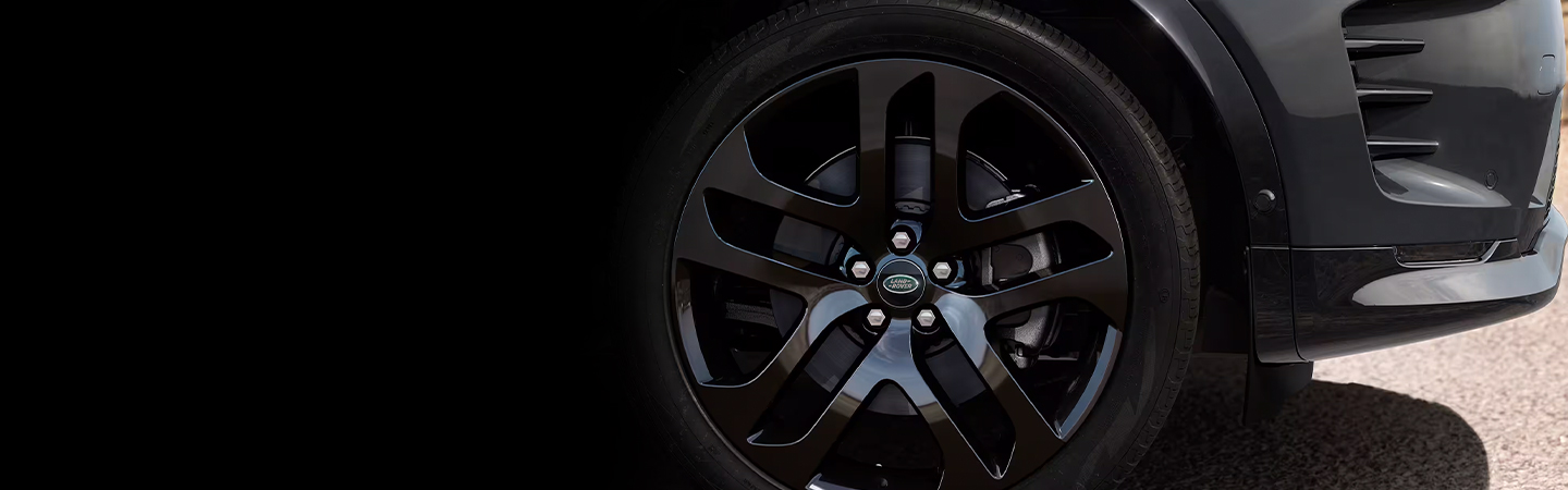 2024 Discovery Sport Specifications black alloy wheel