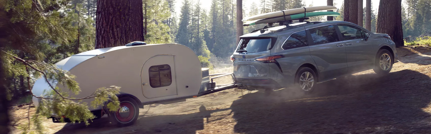 The 2022 Toyota Sienna Slide4