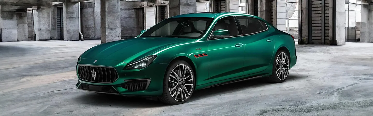 2024 Maserati Quattroporte Engine front side in green