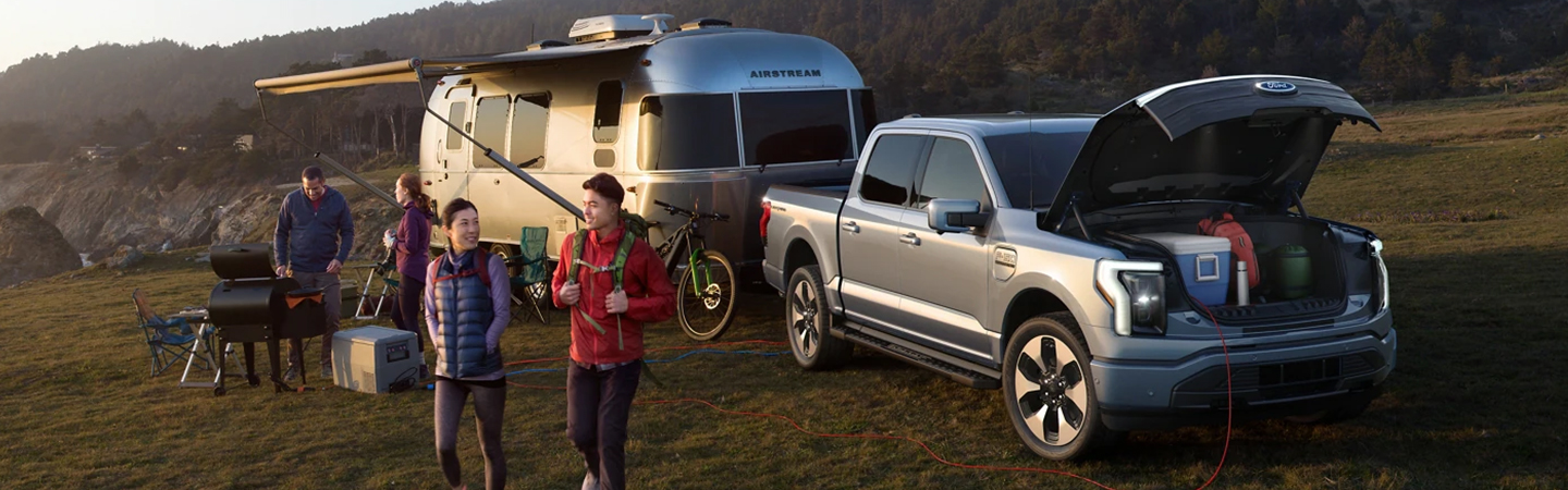 2022 Ford F-150 Lightning Slide2