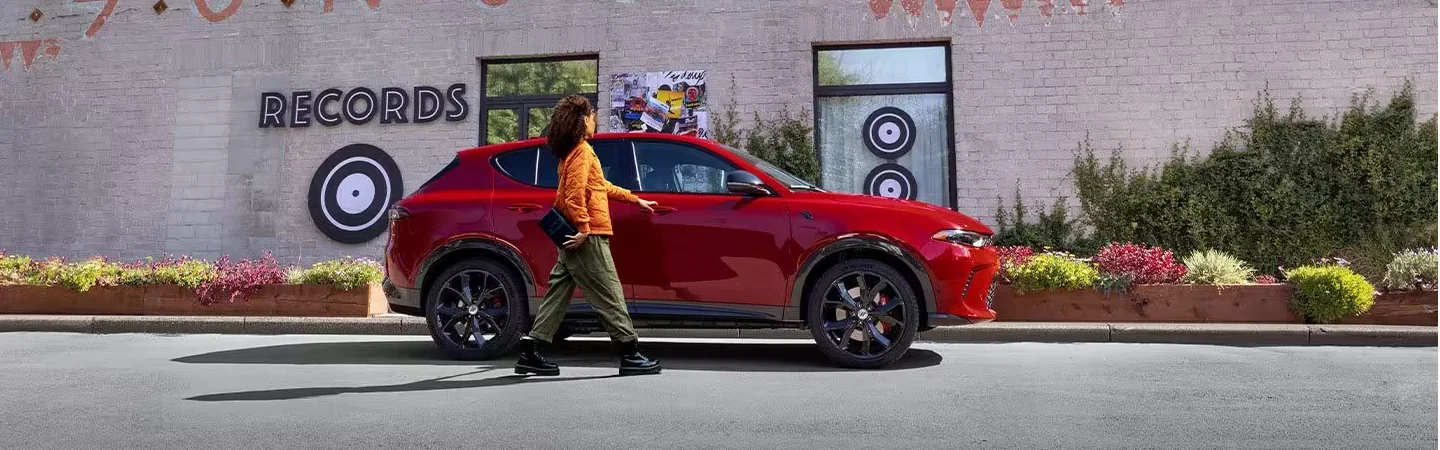 2024 Dodge Hornet GT vs Dodge Hornet GT Plus red color side view